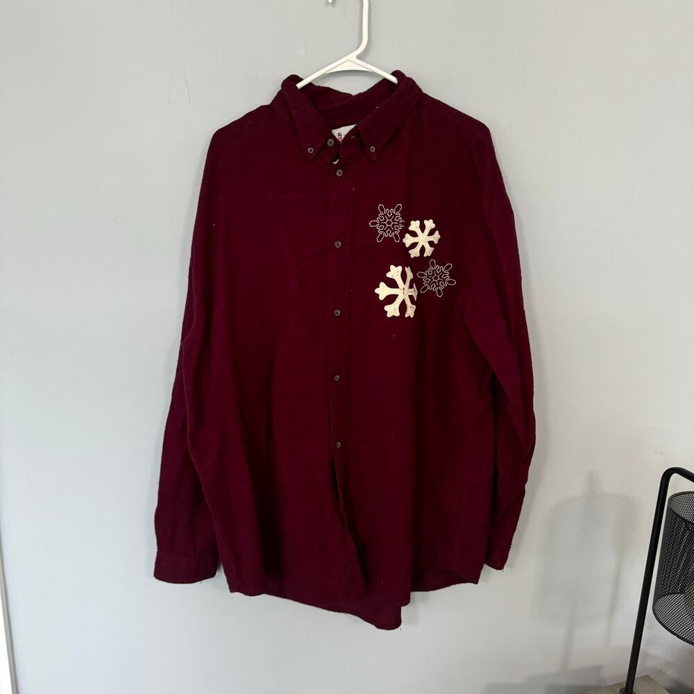 NWOT Lighthouse Apparel Dark Red Snowflake Button Down Top Size XL